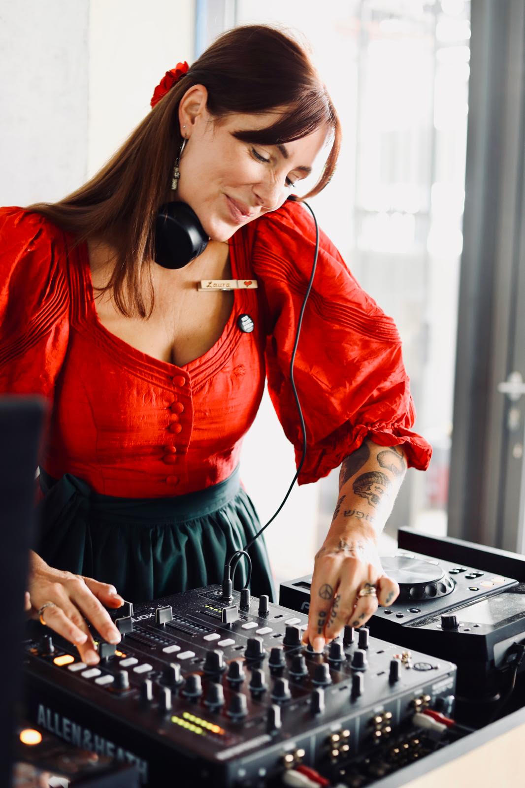 DJ LV.Wild press photo 10